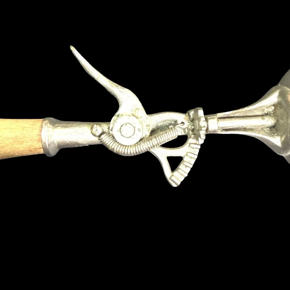 Gem Spoon Co. this old